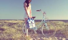 2022年,独特且尖端的朋友圈文案成为小众圈内最受追捧的选择