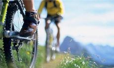 骑行旅行中的唯美短句 - 富有诗意的骑行句子