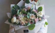 使用自己的名字在其内含押韵的长口号