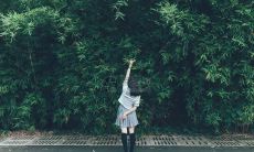 友情逐渐透明化:描述亲密关系的言语趋于缺失的现象