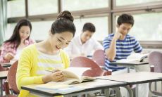 一条鼓励学习的座右铭：学习是一生的事业，勤奋学习带来成功！