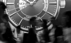 探究时间的流逝及其感慨:诠释时间之长与短的表达方式