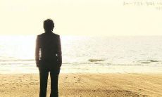 悲愤交加的男人对爱情失望的话语与情感表达:倾诉内心感受、释放情感压力的短语与句子!