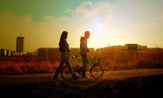 经典语句集锦，畅谈恋爱，感受温馨浪漫——抖音热门文案爱情专题！