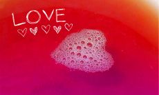 100 Romantic Confession Texts for Valentine's Day 2022 to Sweep Your Loved One off Their Feet!