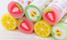 如何伪装自己开心的句子以掩盖真实情感?