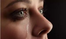 涉及情感的表达:大合集!感人的说说措辞,记录着所有被泪水打湿的瞬间