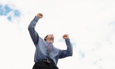 以尊严为本的话语,坚定自我,引领前行