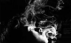 如何面对父母对自己努力失望的沉重压力和情绪反应？