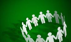 4月份仅限于向客户发出的问候短信，旨在维护与客户之间的积极关系，传达我们对于客户的重视与关注