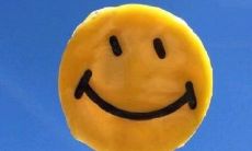 口号押韵的大六班运动会主题：激情澎湃，气氛高涨，五彩缤纷，热闹非凡的押韵口号风暴！