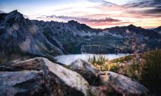 家居城的短信模板：用于向客户问候并提供家居商品的模板