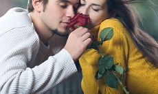 一份甜蜜浓郁、流光溢彩的爱情——唯美句子盘点