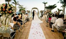 经过正式宣誓并确认，在此我郑重承诺将与我亲爱的伴侣合法结为夫妻，分享这份绵延不断、承载深厚情感的爱情，而我深刻体会到人生的真谛就在于与挚爱共同走过每一个早晨和每一个黄昏，在幸福和不幸之间共同成长和一起前进