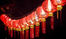 深夜的除夕,时光荏苒,思绪万千,感慨万分的句子,分享给朋友圈!