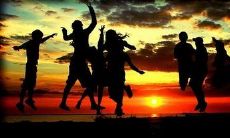 探寻友情真谛的经典语句:从深刻的智慧到温馨的情感,关于友谊的不朽话语汇聚于此!