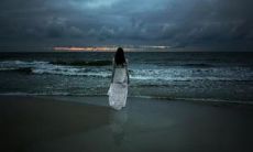 没有形容一个人失望的句子,甚至可能需要一个更加详细和描述性的标题来表达类似的感受和情绪。例如:“如何用词语和表达来有效地描述和传达对某人的失望?”或“对某人失望的复杂情绪和情感该如何处理和表达?”这些标题更加准确地表达了主题,同时也更加详细地描述了感受和情感的复杂性