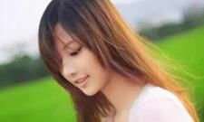 一些能够赞美女友的长句子，以表达你对她的欣赏与爱慕