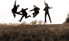 坚定信念，勇攀高峰——一个励志向上的座右铭