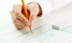 祝福你在考试中获得成功，一举击败所有难题和挑战的祝福语