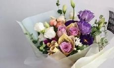 如何用神奇的聊天套路和绝招吸引妹子的注意力并展开成功的撩妹对话？