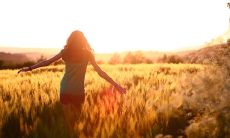 100句关于心的正能量句子，助你摆脱消极情绪，迎接美好生活！