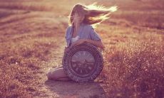 分享心情的好句子,让你的内心洋溢着伤痛和快乐