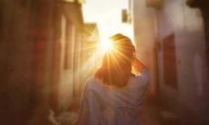 一些能够表达感情心痛的句子，帮助你排解内心疼痛的痛苦