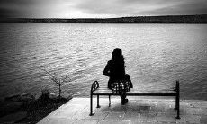 令人沉痛感伤的哀婉语句