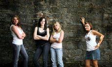 那些被无视的、却同样具有重要意义的句子:探析友情的细节与微妙之处