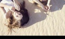 探讨友谊如何持久地延续，以便祝福它在时间流转中长久存在的精彩句子