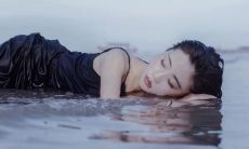 探讨亲情的深度和复杂度:感性表达令人心酸的亲情句子