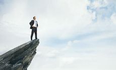 拥有卓越表达能力的精致句子能让您的写作更加引人入胜，并令读者心生敬意！