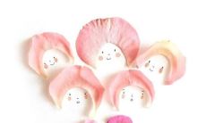 【感悟生命中最珍贵的情感】述说亲情之长:不论寒冬还是酷暑,无论曲折还是平坦,在人生道路上依旧缝缝补补、脆弱而坚韧的亲情,守护着我们走过岁月荒凉,陪伴着我们经历生命漫长,那份从心底涌动而出的爱和温暖,才是岁月洗礼后生命中最宝贵的财富