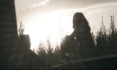 心情沉重：谈论失望的亲情和爱情，寻求宣泄和慰藉