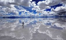 用简短而赞美的语言来表达祝福