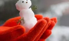 内心深感失望，对那个人的表现感到无语，感觉被辜负了