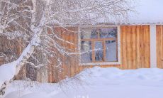 在面对困境和挑战时，人应坚强的心态和态度来应对，以下是一些值得铭记的人要坚强的句子