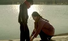 怎样用歌颂亲情和孝心的句子表达对家庭关系的重视和尊重?