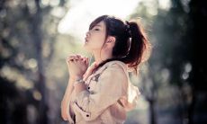 如何摆脱孤独——探索孤独感对人类健康的影响以及应对方法