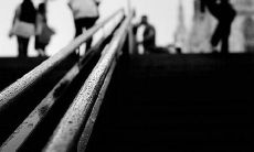 探索那些如同电流般怦然心动，又伴随着深深心痛的句子的真正含义和共鸣之泉