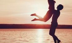 珊瑚婚纪念感言——回顾结婚三十五周年纪念日的心情分享