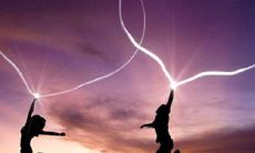 一些感人至深的、能够深刻阐述爱情之美的优美句子