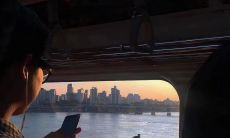 一份自然恩赐,万物芬芳,有阳光的存在,绚丽多彩的抒情句子