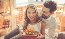 一份真挚宠爱的爱情句子集，能够记录你们之间无尽的温馨与甜蜜