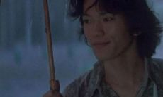 享受雨中漫步的快乐:一组让人开心的行走在雨中的句子