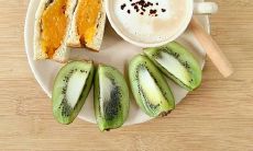 探究如何运用积极乐观的句子提升心情与生活质量