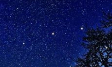 50个美妙优美的句子,描述迷人的星空世界