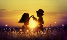 走在夜色中，感受灵魂的踏实与舒适：描述晚上散步心情的话语