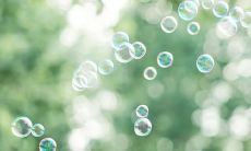 深刻反思人生经历所得的关于亲情的感悟和思考:一系列关乎爱与牵挂的句子